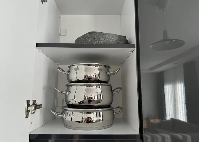 Zephyros アパート Karavas