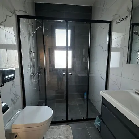 Zephyros Apartman Karavász