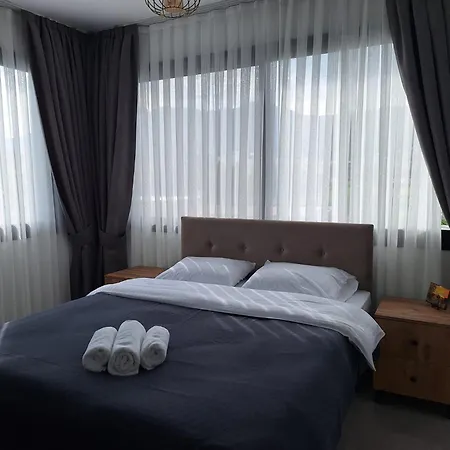 Zephyros * Karavász